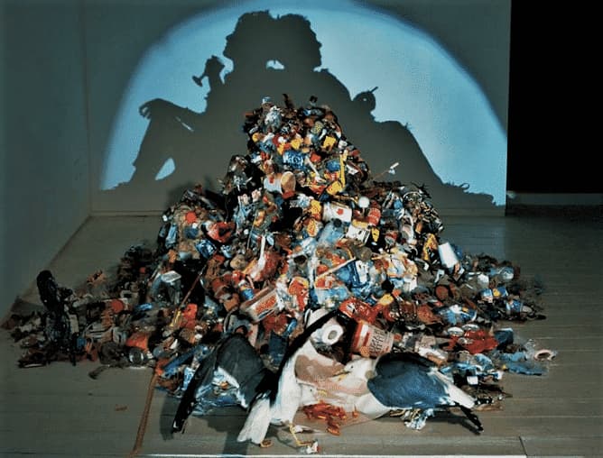 trash art